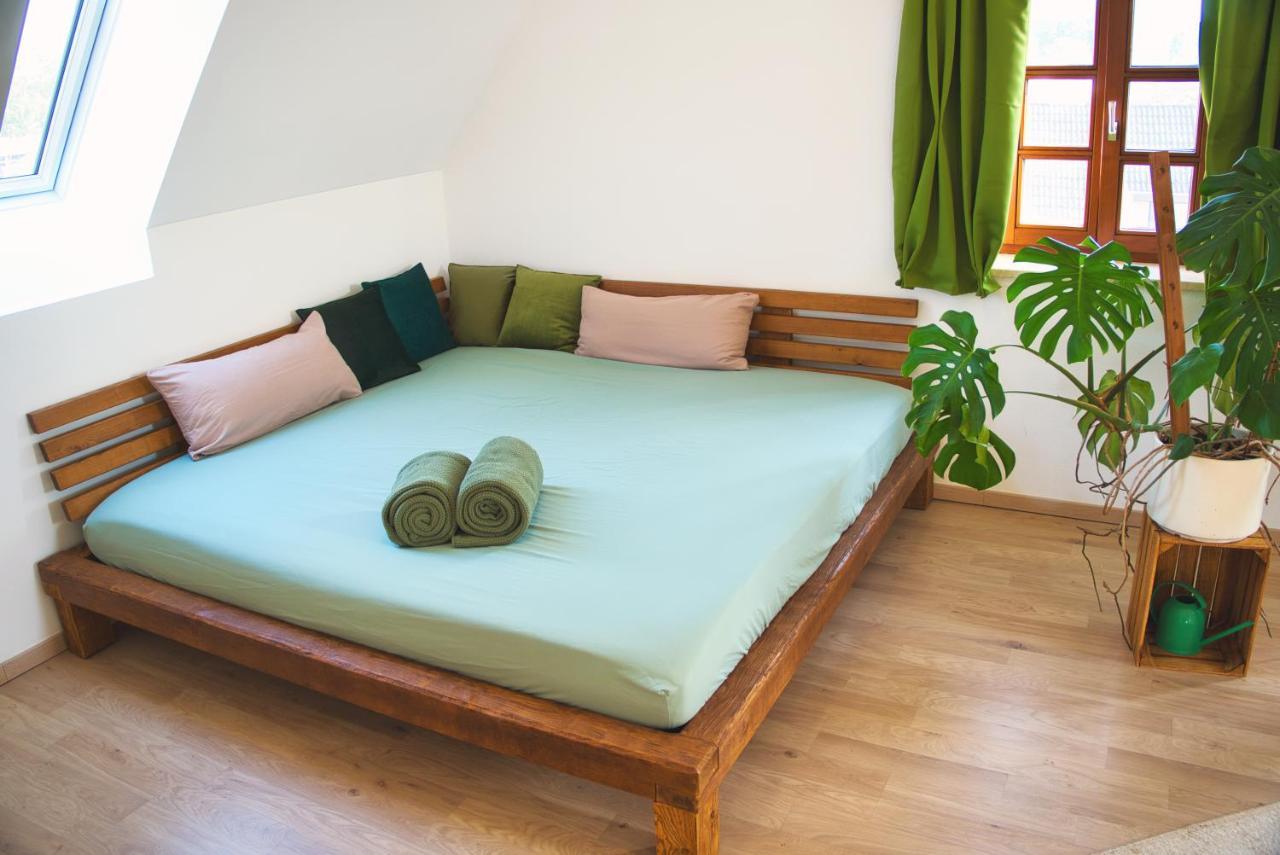 Luxus Apartment! Kueche, Balkon, Netflix, Parkplatz - 8 Personen Ilmmunster 외부 사진