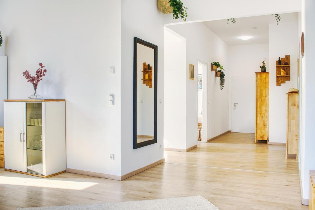 Luxus Apartment! Kueche, Balkon, Netflix, Parkplatz - 8 Personen Ilmmunster 외부 사진