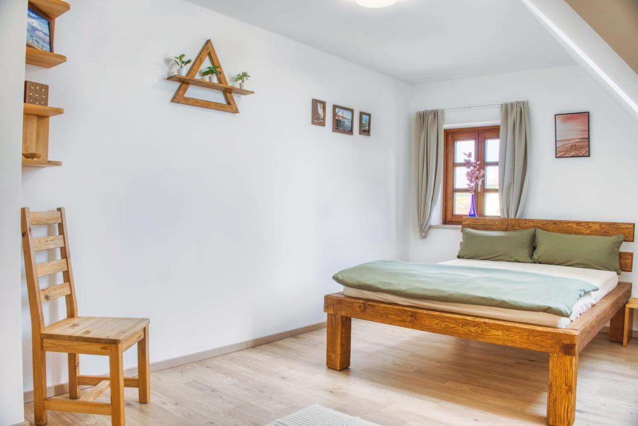 Luxus Apartment! Kueche, Balkon, Netflix, Parkplatz - 8 Personen Ilmmunster 외부 사진