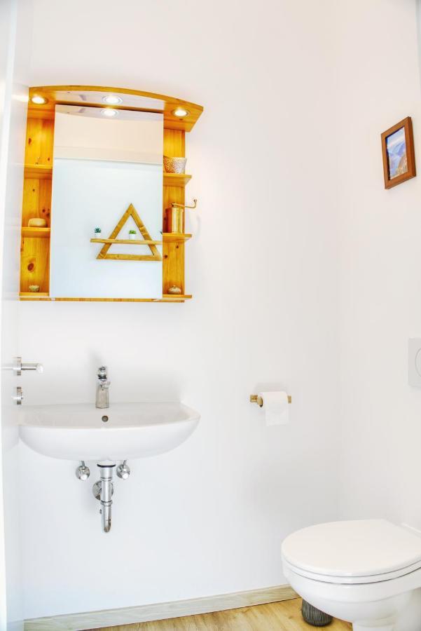 Luxus Apartment! Kueche, Balkon, Netflix, Parkplatz - 8 Personen Ilmmunster 외부 사진