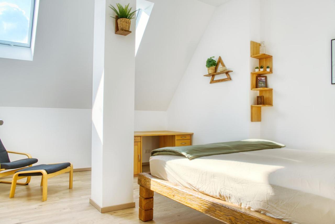 Luxus Apartment! Kueche, Balkon, Netflix, Parkplatz - 8 Personen Ilmmunster 외부 사진